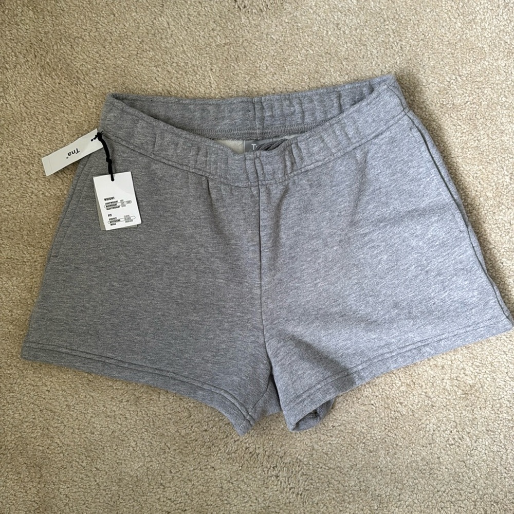 Aritzia boyfriend style sweat shorts, size small NWT